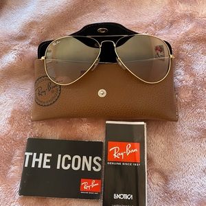 RayBan large aviator